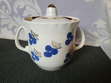 Umetnost i kolekcionarstvo: Bombonijera SSSR porcelan iz 70ih.godina. Bombonijera fabrika — 5