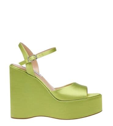 h m kaisevi: Sandals, Steve Madden, 40 — 1