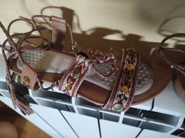 naocare u obliku srca: Sandals, 41 — 1