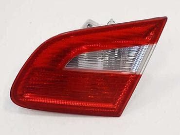 golf 4 1.9 tdi sport: STOP SVETLO GEPEKA DESNO ZA ŠKODA SUPERB OD 2008. DO 2012. GOD. | — 2