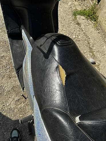 buvljak lazarevac automobili: Skuter Yamaha Tmax 500 Uradjeno kraburatori Zamenjen kais Malosi — 9