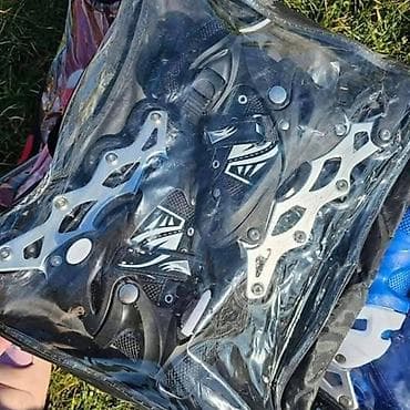 kupujem sat: 🔊🔊🔊NOVO🔊🔊🔊 ROLERI 👉Roleri sa silikonskim tockicima i metalnom sinom — 9