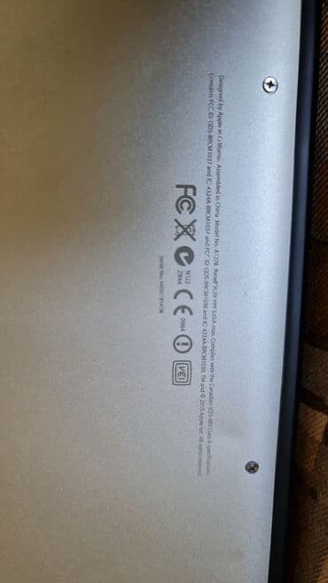 Apple: Laptop notebuk iphon top stanje sve radi sa orginalnim punjacem — 2