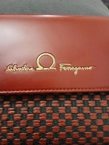 Belts: Salvatore Ferragamo ženski novčanik – Made in Italy - Materijal — 1