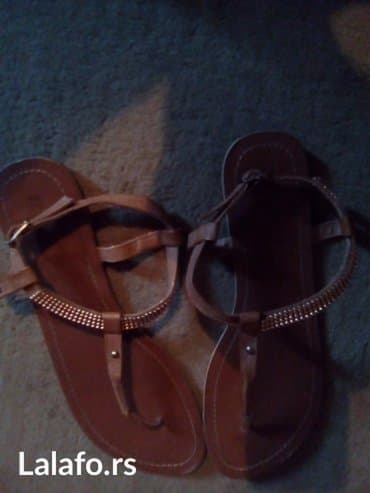 new balance 40: Sandals, 40 — 1