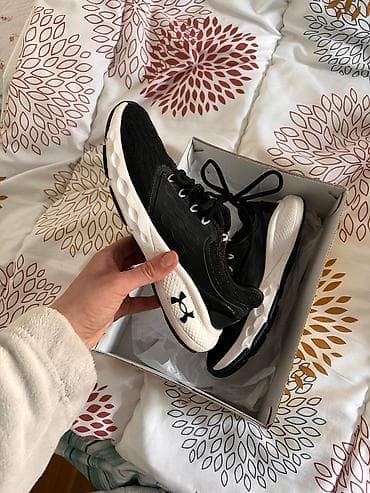under armour akcija: Under Armour patike, jednom nošene nažalost male su mi zato prodajem — 4
