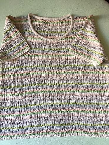 Končana bluzica odličnog kvaliteta, divnih pastelnih boja, kratkih