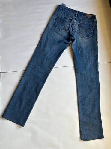 pazarske farmerke cena: LEVIS DEMI CURVE - Fantastične Levis Demi Curve. Stanje odlično — 3