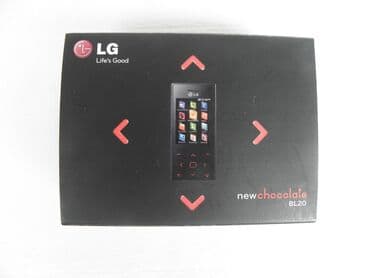 punjac za ps4 dzojstik: Lg mobilni telefon bl 20, ispravan, malo izgreban ekran, ima — 3