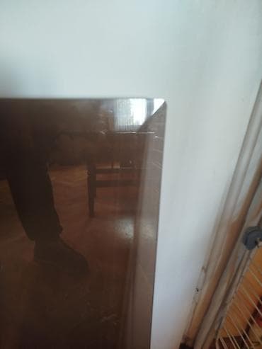 Kreveti: Braon staklo za klub stocic. Dimenzije oko 64,4 cm x 64 cm — 6