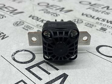remenica alternatora golf 2: ISPALJIVAČ AIRBAG-A ZA VOLKSWAGEN GOLF 6, GOLF 7, GOLF 8 . - 11K 915 — 3