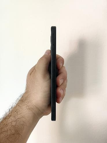 iphone 16 pro kopija: Honor X8a crni, dual sim sim free sa 6/128 gb memorije. Dobro očuvan i — 2