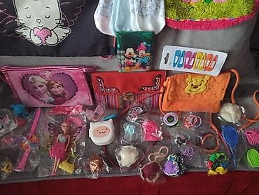 Autosedišta: Set za devojčice ( torbice, šnalice, novčanici, neseser Frozen — 1