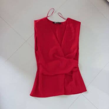 dugacke kosulje: Zara, XS (EU 34), Polyester, Single-colored, color - Red — 2