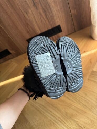 broj cipela 38 u americi: Ugg čizme, UGG, Veličina - 23 — 4