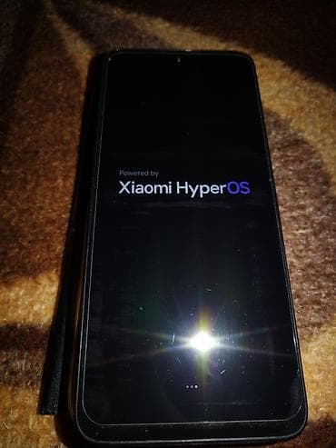 ventilator na vodu za baste: Redmi pametni telefon – crni - Ekran: veliki displej sa centralno — 7