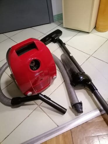 samsung punjač: Usisivač SAMSUNG 1600w na papirnu kesu kompletan dobar
 Mirjevo — 7