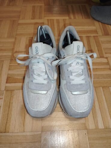Women's Sneakers and athletic shoes: 39, bоја - Siva