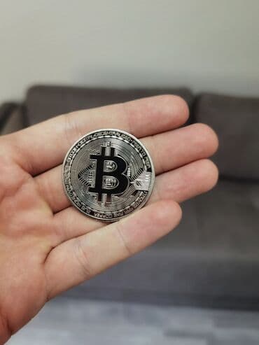 pepa pig igracke: BITCOIN suvenir novcic — 6
