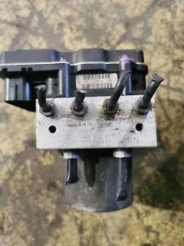 katalog automobila: ABS PUMPA. A4 B8, A5. 14-16. 8K0907379CN. | ABS pumpa — 1