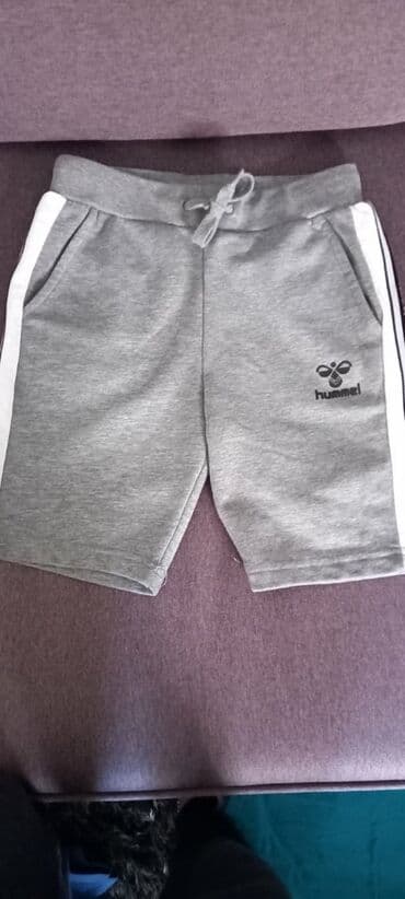 barbi trenerke za devojcice: Hummel, Short, 140-146 — 1