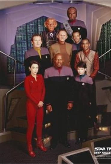 Knjige, audio i video formati: Star trek deep space prodajemo seriju iz naslova serija je kompletna — 1