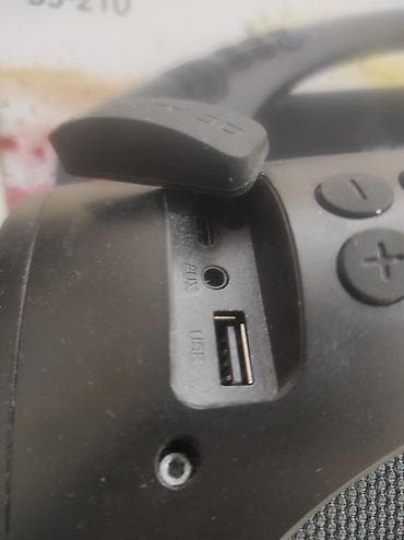 drzac za kartice: VIVAX BS-211 Bluetooth zvučnik - Prijenosni bežični zvučnik sa — 3