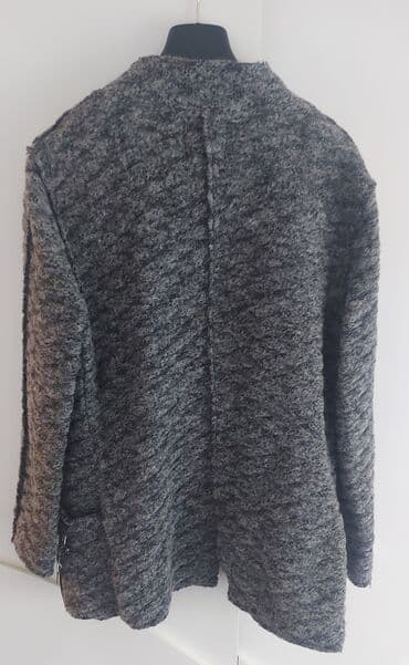 p. s. fashion kaputi: Siva jaknica dzemperak, Zara, veličina L, odgovara M. Jednom obučena — 4