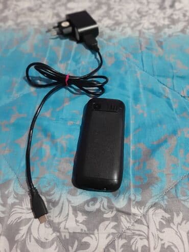 xd memorijska kartica: Telefon Max Com ispravan telefon je na dve kartice i memorijska — 9