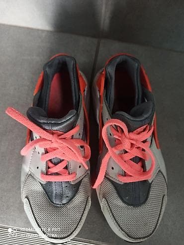 evropski brojevi obuce: Nike patike br.32 u odlicnom stanju! — 3