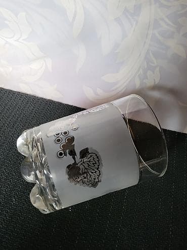 kupujem prodajem audio: Kibla za led sa mat.delom iz 80ih. Kibla za led pinije staklo,sve na — 6