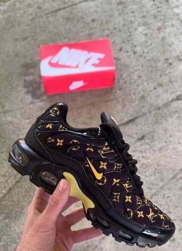 c a papuce: Trainers, size - 46 — 1