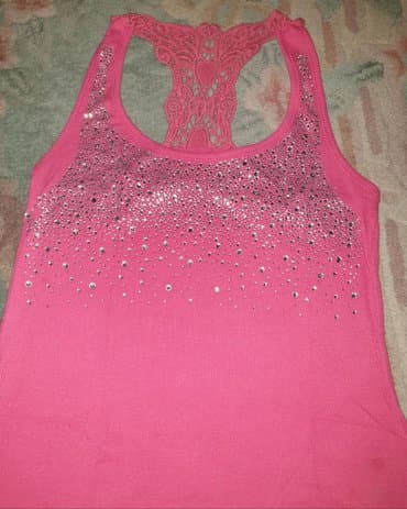 mrezaste pantalone sa cirkonima: Roze majica sa cirkonima. Elegantna, atlet model, na bretele. Sa — 1