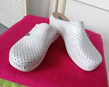grubin papuce krava: Clogs, Leon, 40 — 5