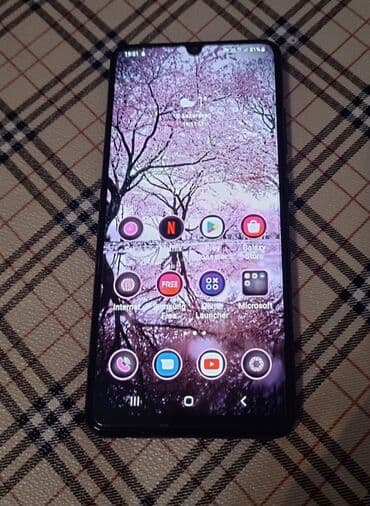 samsung note 9 cena polovan: Samsung Galaxy A32, 128 GB, bоја - Siva, Dual SIM — 1
