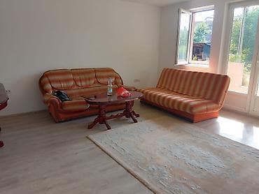 Kuće: Izdavanje – trosobni stanovi, Krnjača (naselje Braća Marić, u blizini — 1