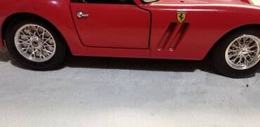 pločice i diskovi: Burago Ferrari 250 GTO 1:24,China(Drukciji od Italy), 1 tocak — 1