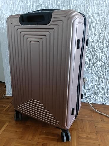 koferi cene roda: Na prodaju kofer u odlicnom stanju. Spoljni materijal - plastika — 2