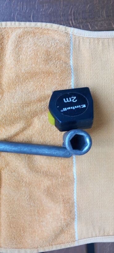 parkside aku alati: Zglobni ključ br 13. Ključ je u odličnom stanju.Novi Beograd — 2