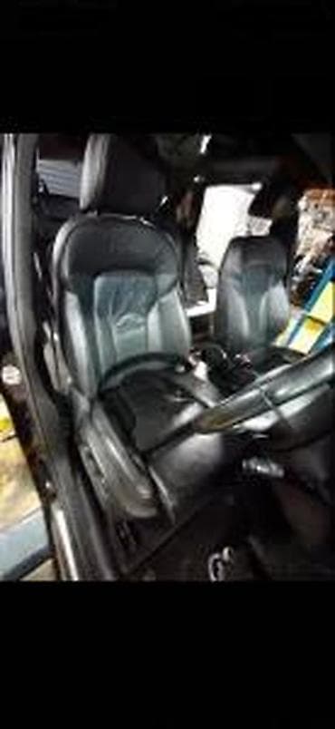 ogledalo rs: AUDI Q5 6 S LINE SEDISTA FULL TOP STANJE | Audi q5 6 s line sedista — 1