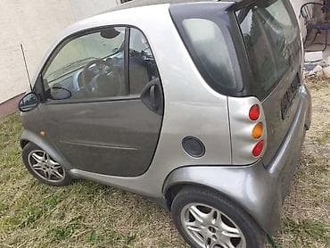stikeri za automobile: SMART FORTWO - KOMPLETAN AUTO U DELOVIMA | Smart fortwo kompletan — 1