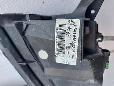 displej za pezo 407 cena: 19.MAGLENKE ZA PEUGEOT 407 ZA 2004. GOD. - 0 | PEUGEOT 407 2004 L-0 — 2