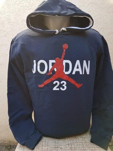 AKCIJA muški duks M velčine 2 komada kao na slici za samo 2300 din