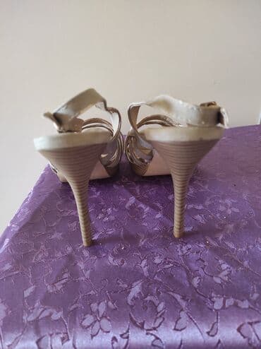 haljine c a: Sandals, 40 — 4