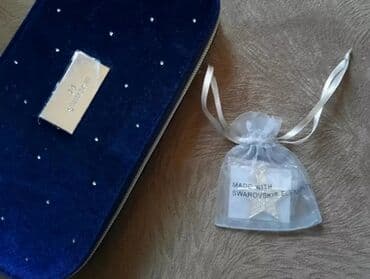 Privesci za nakit: SWAROVSKI Nov srebrni privezak. 
Precnik 3cm — 1