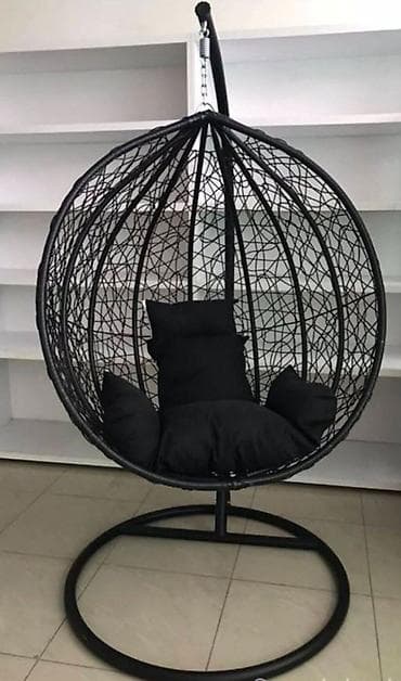 silikonska creva: Viseća jajasta fotelja sa stalkom – crna - Konstrukcija: čvrst — 5