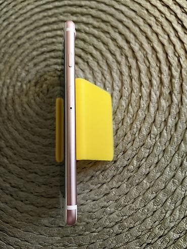 lil solid 2.0 crveno svjetlo: Iphone 7 rozi sa 32 gb memorije, otključan za sve mreže. Telefon je — 2
