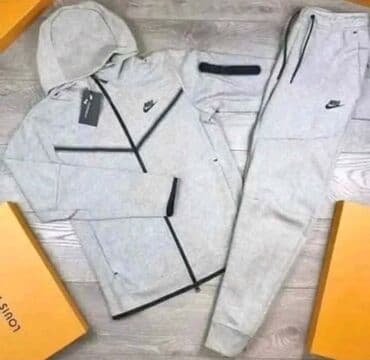 bogner trenerke: 3300 din
s,m,l,xl,2xl — 1