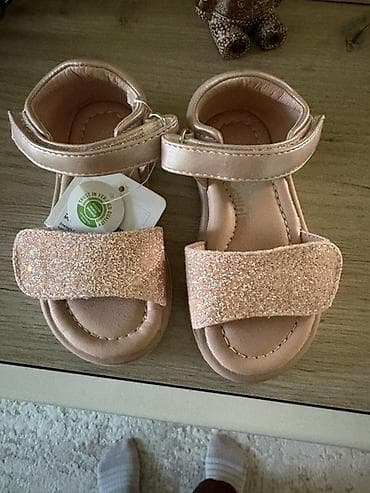 carter's novi sad: Dečije sandale – 2 para - Model 1: Bele sandalice sa mašnom — 2