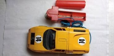 pidzama sa srcima: Mehanotehnika Mercedes C 111 na daljinski,crveni daljinac kompletiran — 4